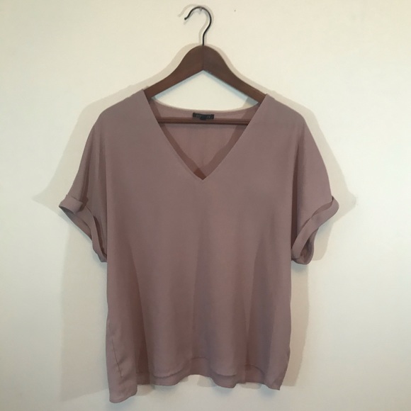 Dynamite Light Purple V-Neck Short Sleeve Top - Picture 4 of 8